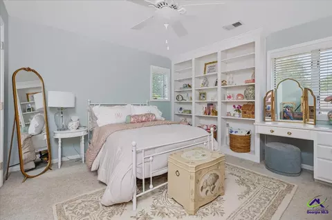 Bedroom - 2021 Laurel Dr, Perry, GA 31069 photo 5 of 11