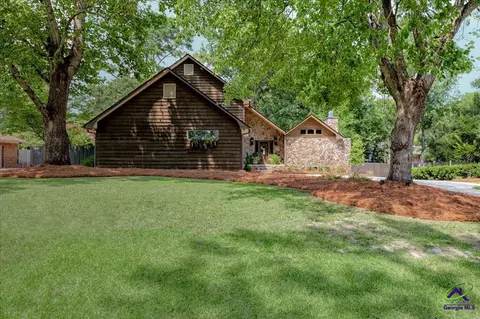 2021 Laurel Dr, Perry, GA 31069 photo 3