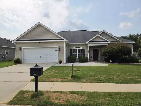 310 Flowing Meadows Dr, Kathleen, GA 31047