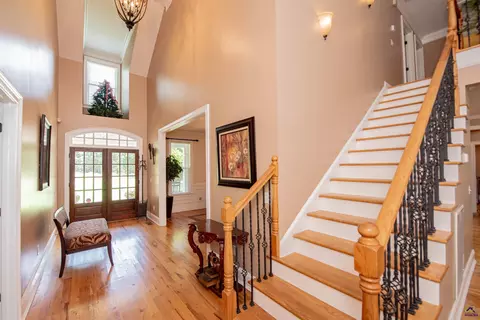 Entry Way - 304 Old Windmill Rd, Perry, GA 31069 photo 4 of 6