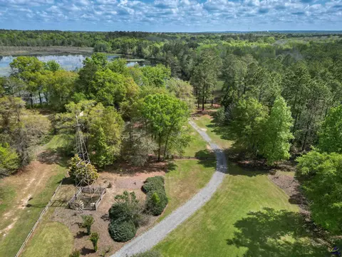 View/Area - 304 Old Windmill Rd, Perry, GA 31069 photo 8 of 9