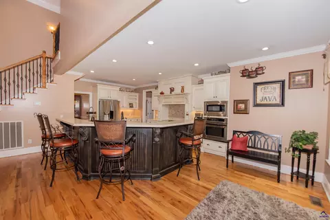Kitchen - 304 Old Windmill Rd, Perry, GA 31069 photo 11 of 11