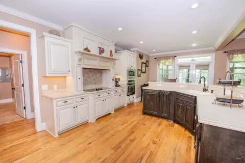 Kitchen - 304 Old Windmill Rd, Perry, GA 31069 photo 3 of 11