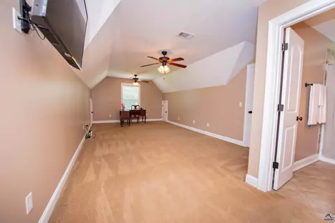 Bedroom - 304 Old Windmill Rd, Perry, GA 31069 photo 9 of 14