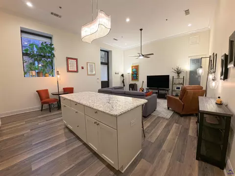 Other - 522 Cherry Unit 101 St, Macon, GA 31201 photo 2 of 4