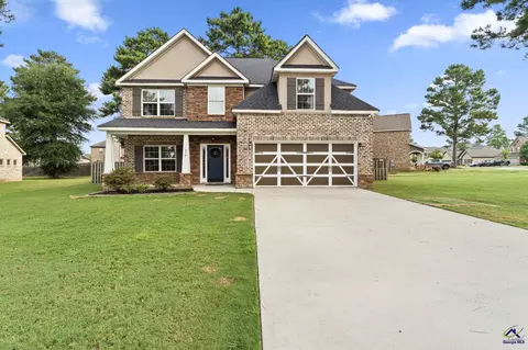 219 Warhawk Dr, Kathleen, GA 31047