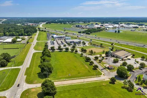 View/Area - 212 Harrow Dr, Perry, GA 31069 photo 9 of 10