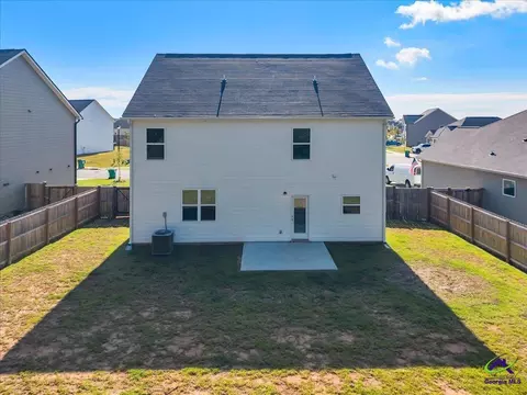 Exterior - 212 Harrow Dr, Perry, GA 31069 photo 13 of 15