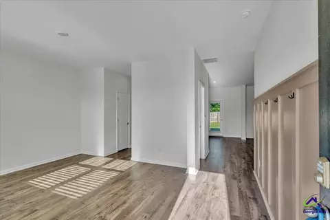 Entry Way - 212 Harrow Dr, Perry, GA 31069 photo 1 of 10