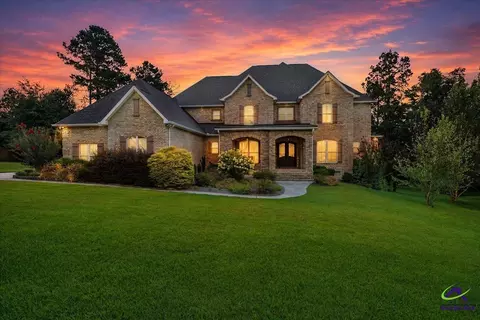 223 Yale Cir, Bonaire, GA 31005