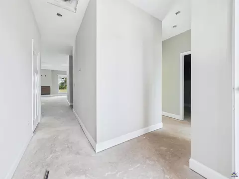 Entry Way - 149 Early Dr, Byron, GA 31008 photo 1 of 2