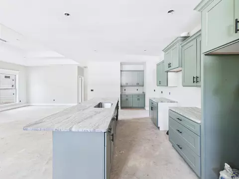 Kitchen - 149 Early Dr, Byron, GA 31008 photo 3 of 3