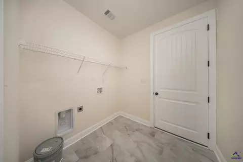 Other - 4 Pleasant Oaks Dr, Perry, GA 31069 photo 6 of 7