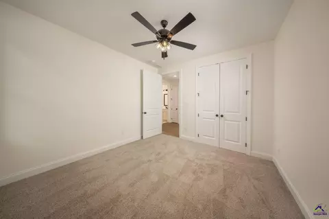Bedroom - 4 Pleasant Oaks Dr, Perry, GA 31069 photo 2 of 6