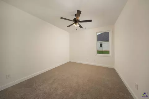 Bedroom - 4 Pleasant Oaks Dr, Perry, GA 31069 photo 1 of 6