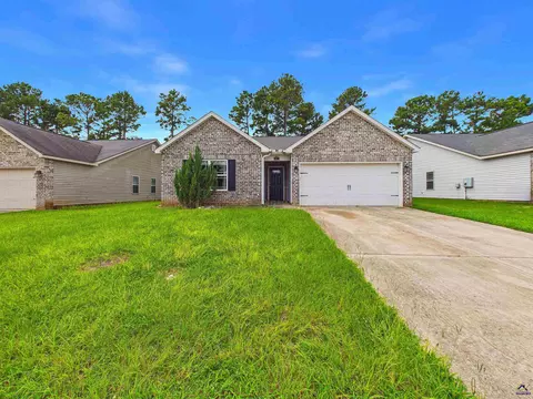 Exterior - 119 Back Cedar Ln, Warner Robins, GA 31093 photo 2 of 8