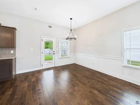 Dining - 119 Back Cedar Ln, Warner Robins, GA 31093 photo 2 of 2