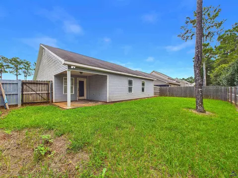 Exterior - 119 Back Cedar Ln, Warner Robins, GA 31093 photo 6 of 8