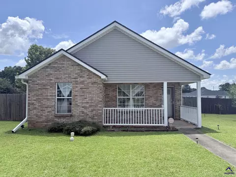 201 Brandonshire Ln, Bonaire, GA 31005