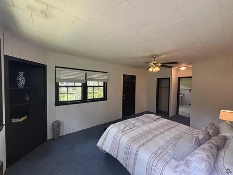 Bedroom - 110 W Peter St, Cochran, GA 31014 photo 3 of 10