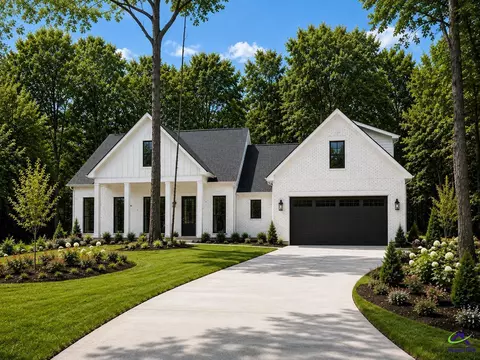 1376 Cambridge Dr, Perry, GA 31069
