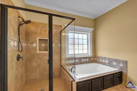 Bath - 805 Arbor Ln, Centerville, GA 31028 photo 3 of 4