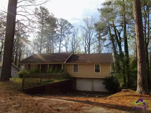 3237 Moravia Dr, Lithonia, GA 30038
