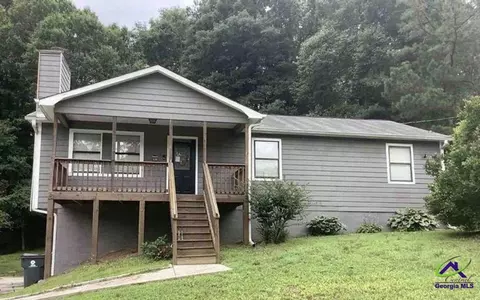 167 Pkwy Cir, Villa Rica, GA 30180