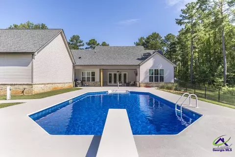 Exterior - 665 Edge Rd, Forsyth, GA 31029 photo 9 of 9