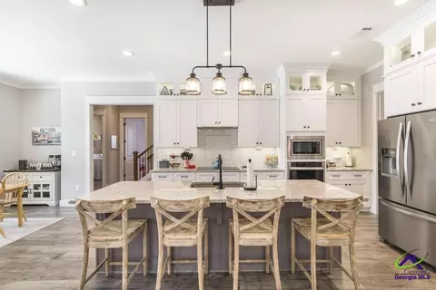 Kitchen - 665 Edge Rd, Forsyth, GA 31029 photo 1 of 2