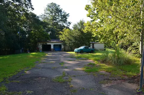 118 Thunder, Hawkinsville, GA 31036
