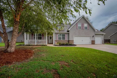 212 Chrisopher Luke Cir, Perry, GA 31069