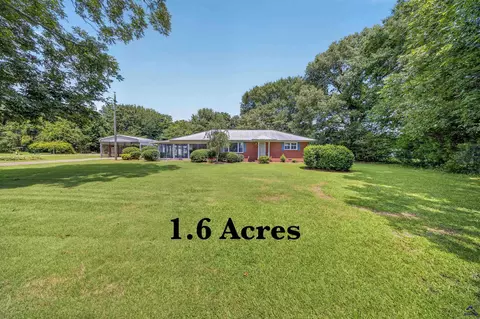 163 White Rd, Byron, GA 31008