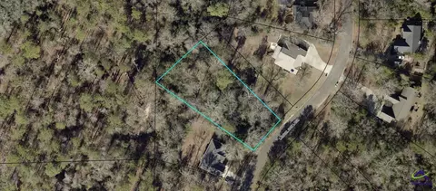 115 Laurel Oak Ln, Warner Robins, GA 31093