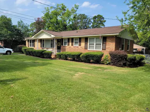 2055 Adams Ave, Macon, GA 31204