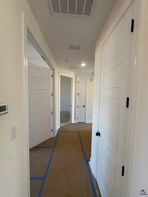 Entry Way - 8 Pleasant Oaks Dr, Perry, GA 31069 photo 1 of 2