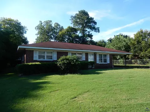 3900 Lindsey Dr, Macon, GA 31206