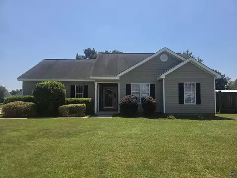 114 Grindstaff Dr, Bonaire, GA 31005