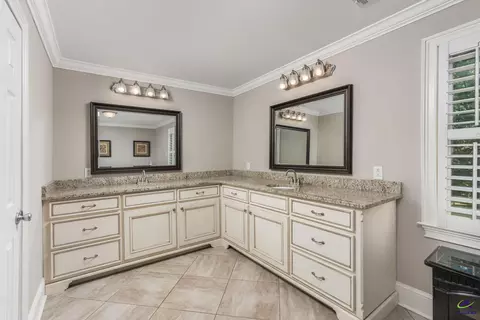 Bath - 2100 Davis Academy Rd, Rutledge, GA 30663 photo 1 of 5