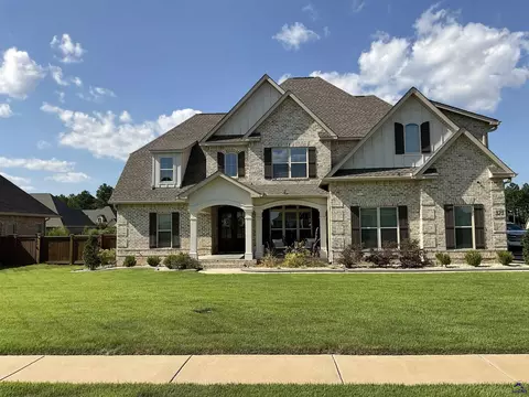 323 Woodlands Blvd, Kathleen, GA 31047