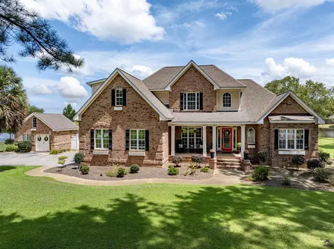 20 Ray Taylor Rd, Tifton, GA 31793