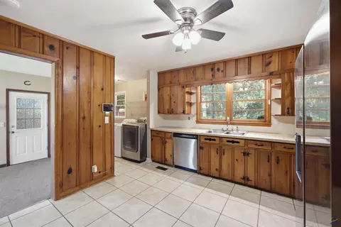 Kitchen - 930 Forest Ave, Perry, GA 31069 photo 1 of 4