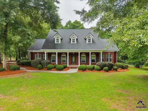 213 Sabre Dr, Bonaire, GA 31005