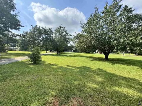 Exterior - 384 Four Points Rd, Jackson, GA 30233 photo 3 of 12
