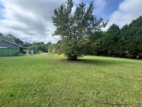 Exterior - 384 Four Points Rd, Jackson, GA 30233 photo 10 of 12