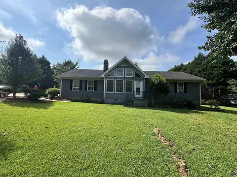 Exterior - 384 Four Points Rd, Jackson, GA 30233 photo 2 of 12