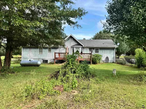 Exterior - 384 Four Points Rd, Jackson, GA 30233 photo 8 of 12