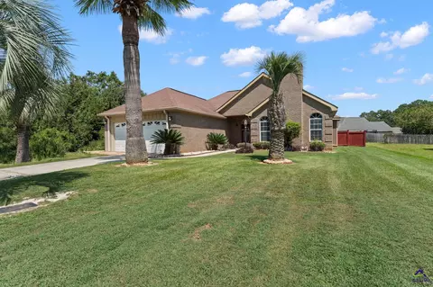 736 Shannon Ridge Dr, Bonaire, GA 31005