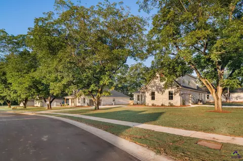 Other - 7 Pleasant Oaks Dr, Perry, GA 31069 photo 1 of 8