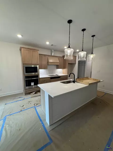 Kitchen - 7 Pleasant Oaks Dr, Perry, GA 31069 photo 1 of 3